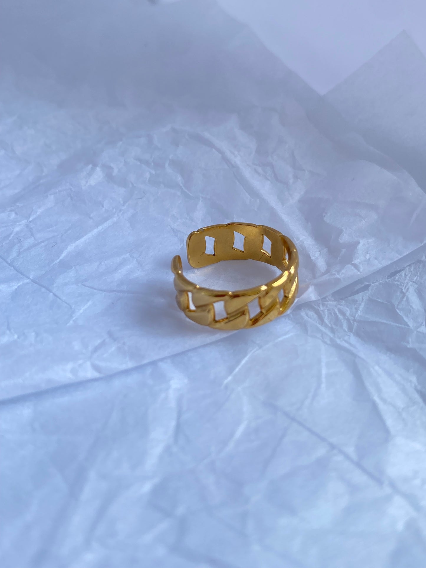 Cubby Ring